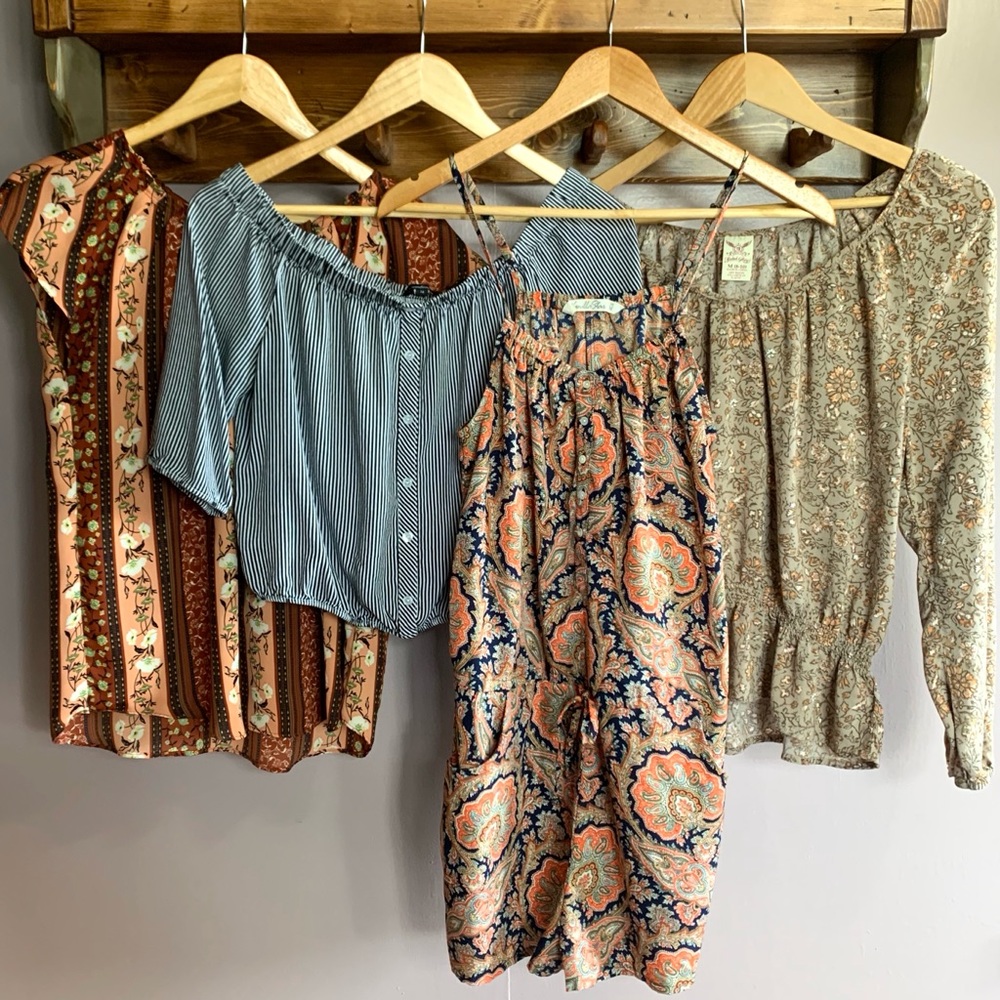 Fall Bundle!! Four Size Medium Fall Themed Items - image 1